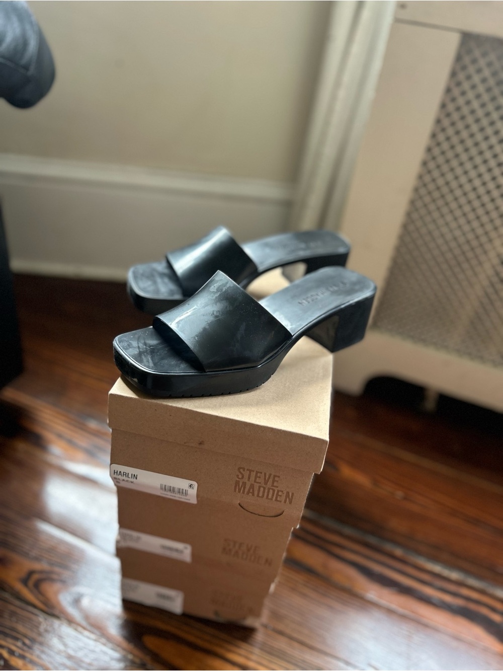 Steve Madden Black Leather Block Heel Mules